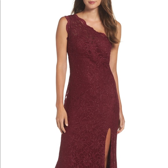 Like New! One-Shoulder Gown Prom Dress - Picture 13 of 15